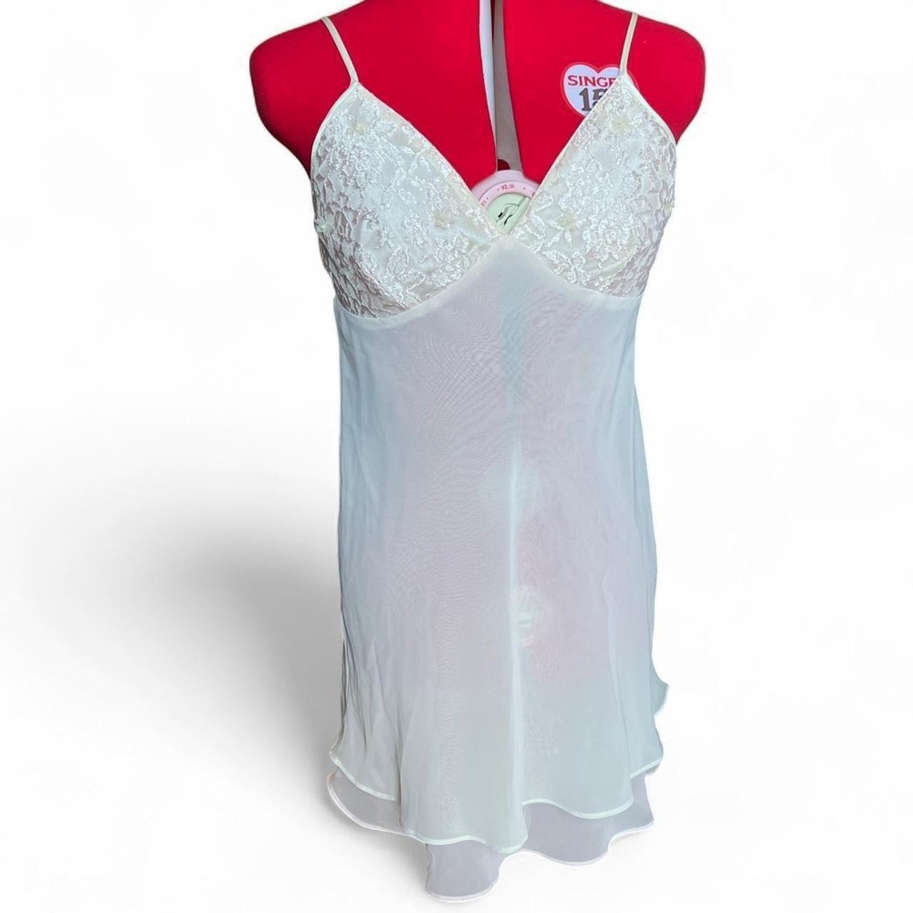 Vintage Cream & Pink Double Layer Slip Dress With Flower Details Lace Medium